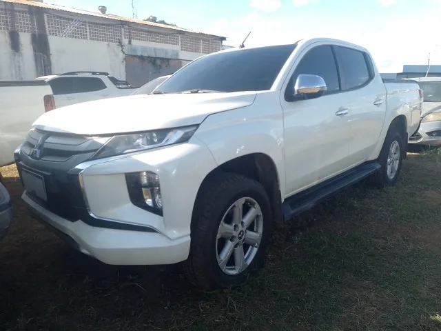 MMC L200 TRITON SPORT 2.4 HPE ANO 2021/2022